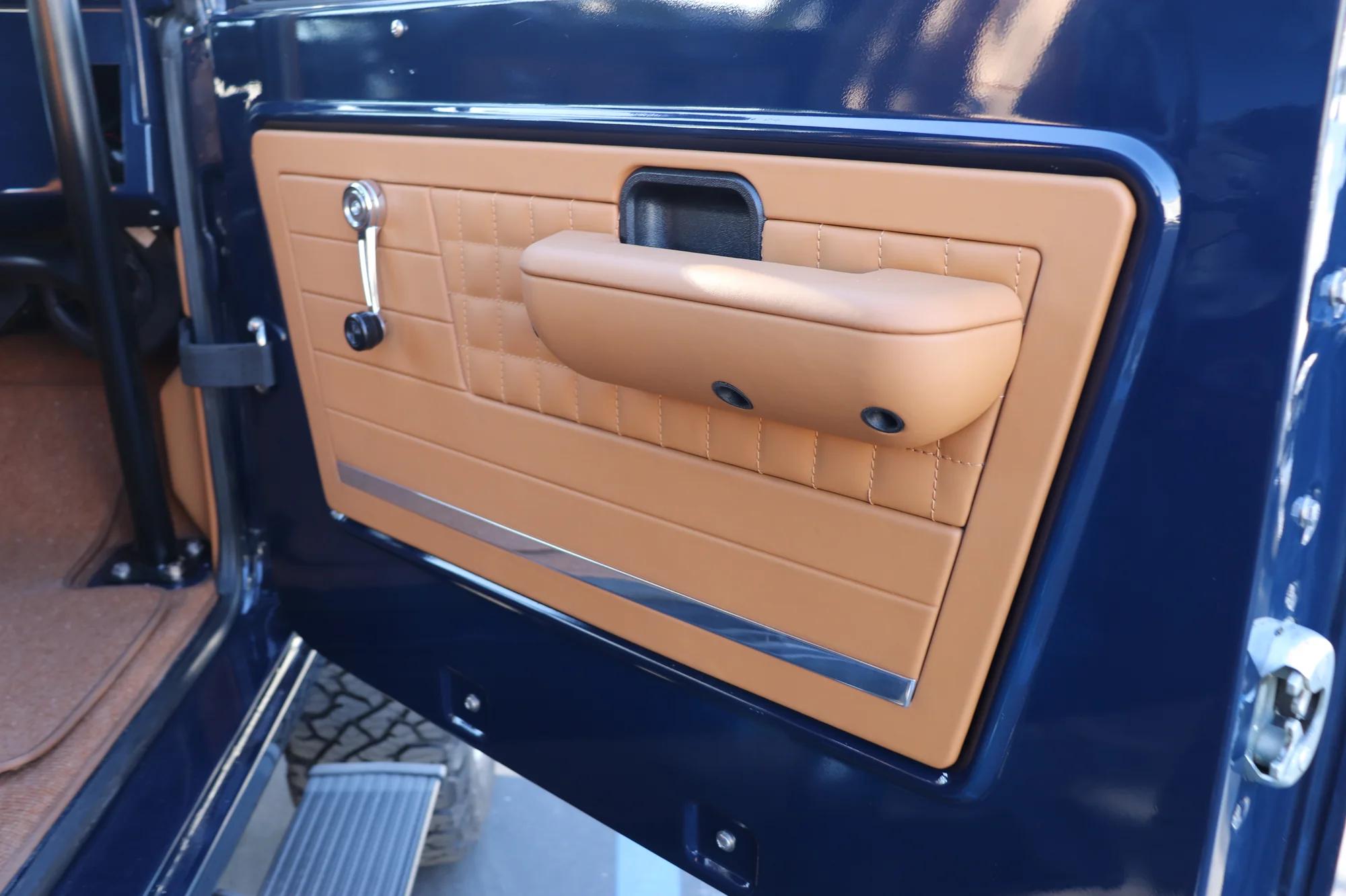 Custom Interior Door Panels | 1966-77 Ford Bronco